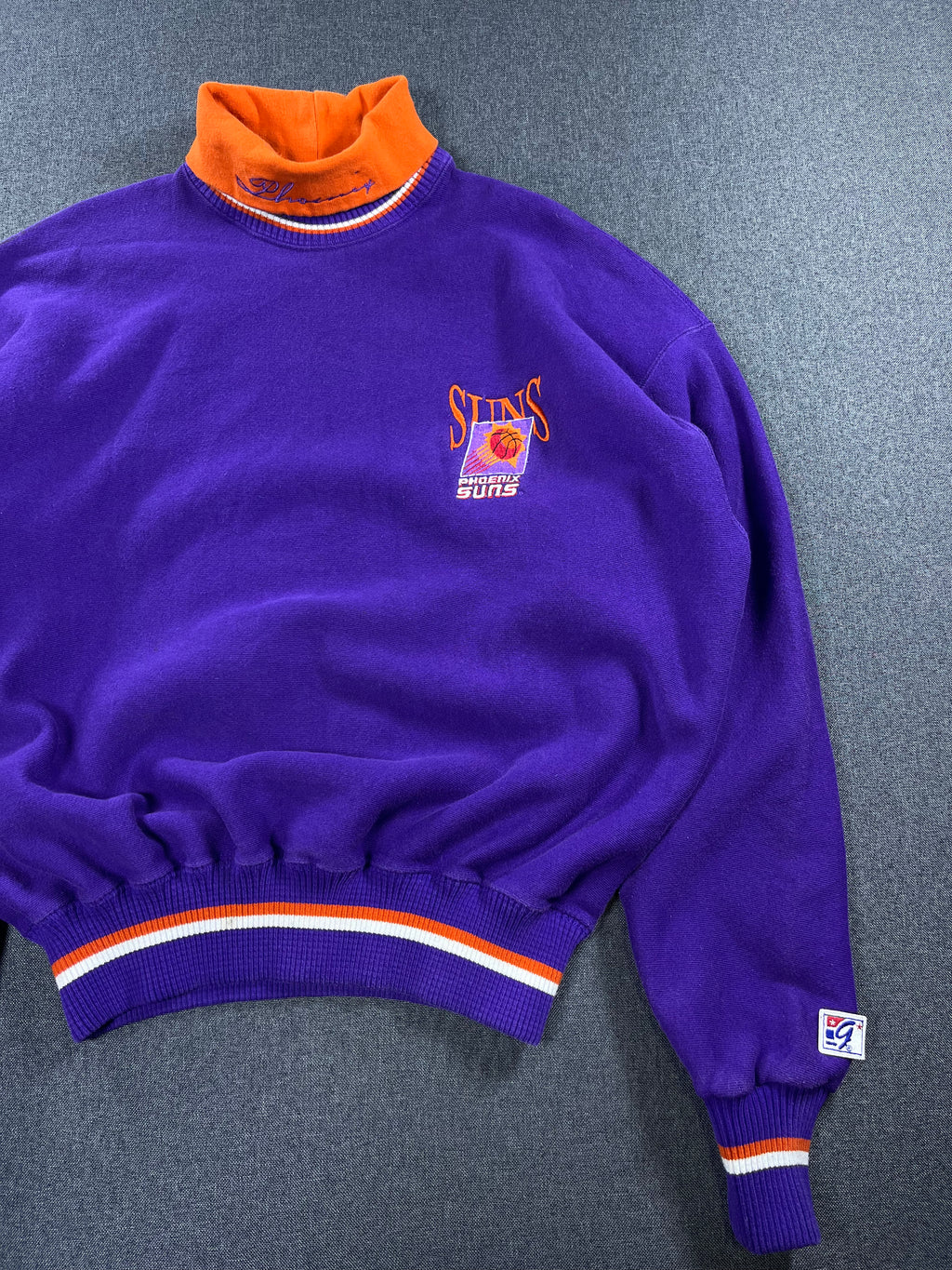 Phoenix Suns 90” - Crewneck Turtle neck