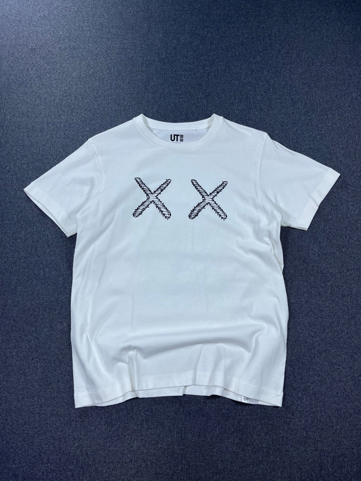 UniQLO X KAWS